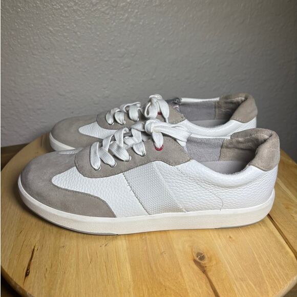 Naturalizer Evin White and Taupe Leather Sneakers size 7.5 - Picture 2 of 10